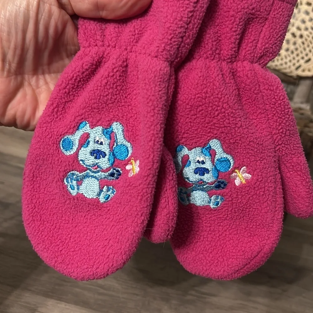 PRE OWNED VINTAGE BLUE'S CLUES KIDS MAGENTA WINTER MITTENS